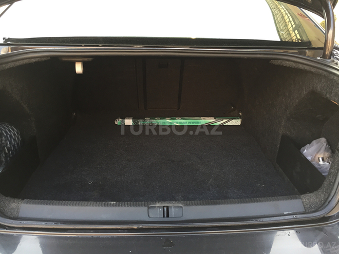 Volkswagen Passat 2006, 285,253 km - 2.0 l - Bakı