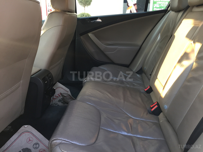 Volkswagen Passat 2006, 285,253 km - 2.0 l - Bakı