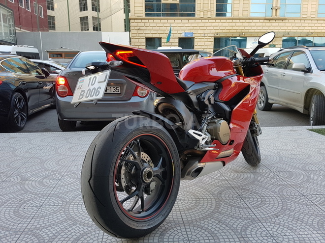 Ducati 1199 Panigale S 2013, 123 km - 1.2 l - Bakı