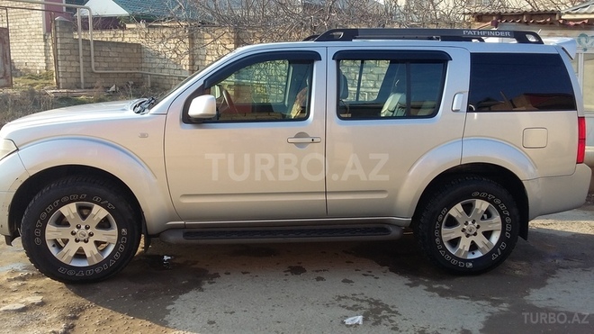 Nissan Pathfinder 2007, 215,000 km - 0.3 l - Bakı