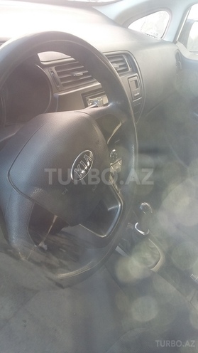 Kia Rio 2013, 130,000 km - 1.4 л - Bakı
