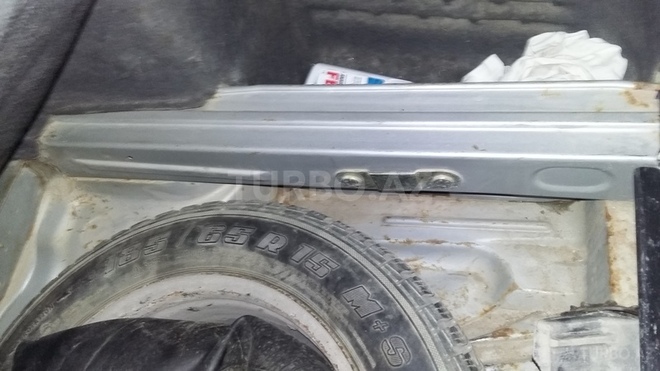 Mercedes E 200 1996, 240,144 km - 2.0 l - Sumqayıt