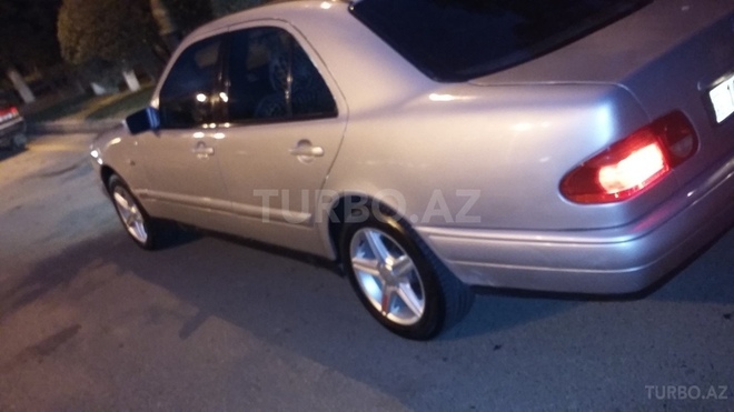 Mercedes E 200 1996, 240,144 km - 2.0 l - Sumqayıt