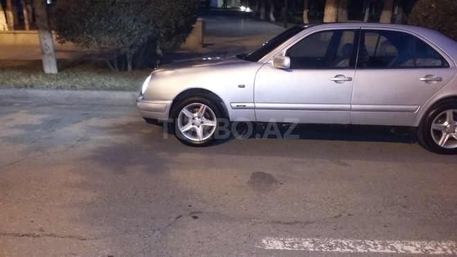 Mercedes E 200 1996, 240,144 km - 2.0 l - Sumqayıt