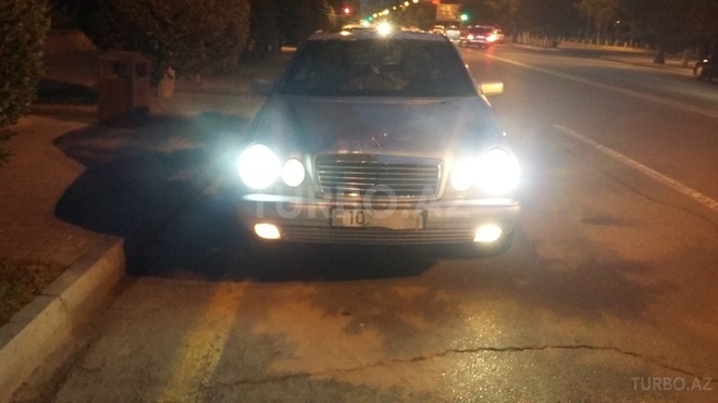 Mercedes E 200 1996, 240,144 km - 2.0 l - Sumqayıt