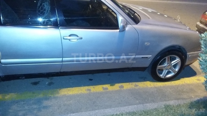Mercedes E 200 1996, 240,144 km - 2.0 l - Sumqayıt