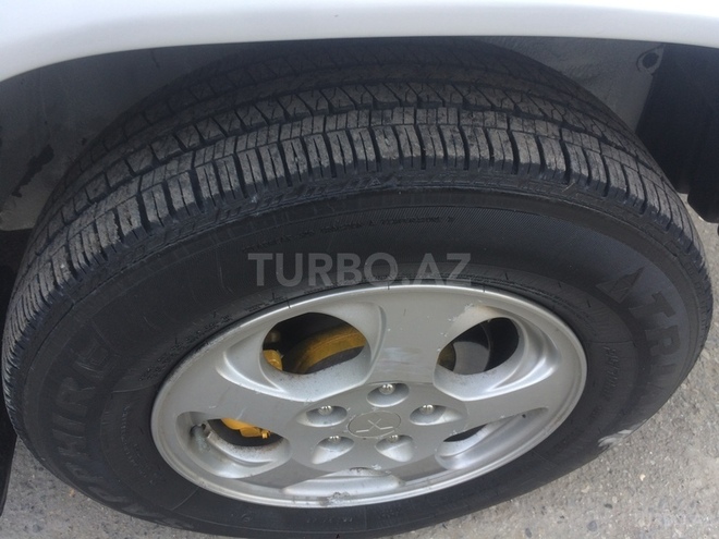 Mitsubishi Pajero io 2002, 139,717 km - 2.0 l - Bakı