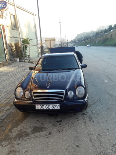 Mercedes E 230 1996, 220,000 km - 2.3 l - Bakı