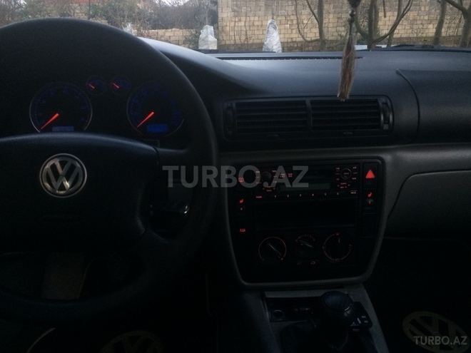 Volkswagen Passat 2001, 206 km - 0.2 l - Lənkəran