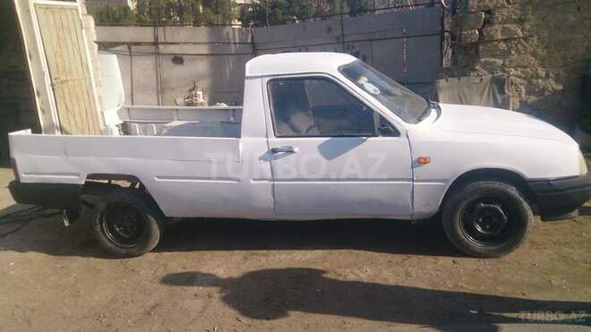 Moskvich  2002, 0 km - 1.5 l - Bakı