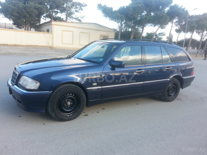Mercedes C 200 2000, 240,000 km - 0.2 l - Bakı