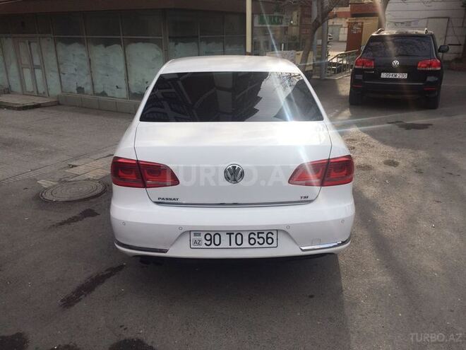 Volkswagen Passat 2011, 55,000 km - 1.8 l - Bakı