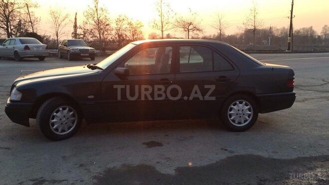 Mercedes C 180 1994, 317,000 km - 1.8 л - Qəbələ