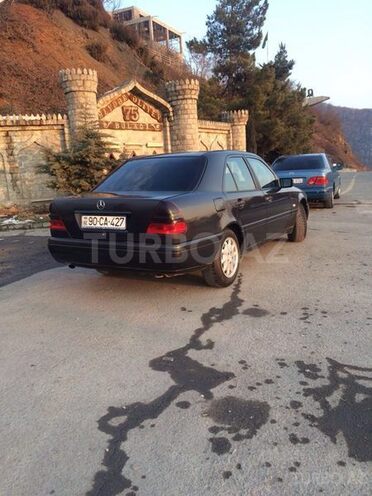 Mercedes C 180 1994, 317,000 km - 1.8 л - Qəbələ