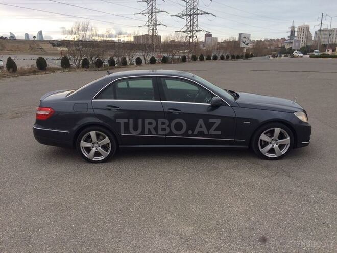 Mercedes E 220 2009, 118,200 km - 2.2 l - Bakı