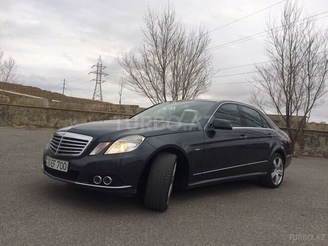 Mercedes E 220 2009, 118,200 km - 2.2 l - Bakı
