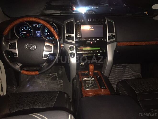 Toyota Land Cruiser 2013, 40,000 km - 4.0 l - Bakı
