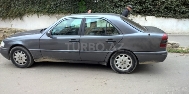 Mercedes C 200 1996, 290,000 km - 1.8 l - Bakı
