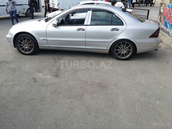 Mercedes C 200 2000, 235,000 km - 2.0 l - Bakı