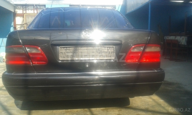 Mercedes E 280 1999, 280,000 km - 2.8 l - Ağdam