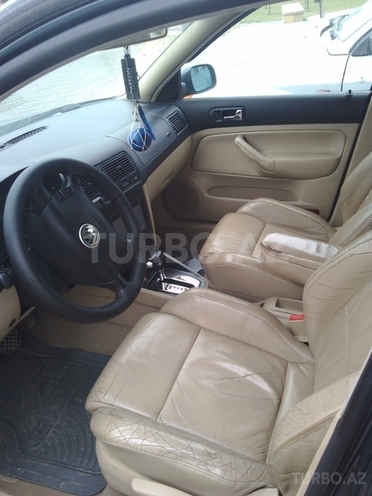 Volkswagen Golf 2001, 170,000 km - 1.6 л - Bakı
