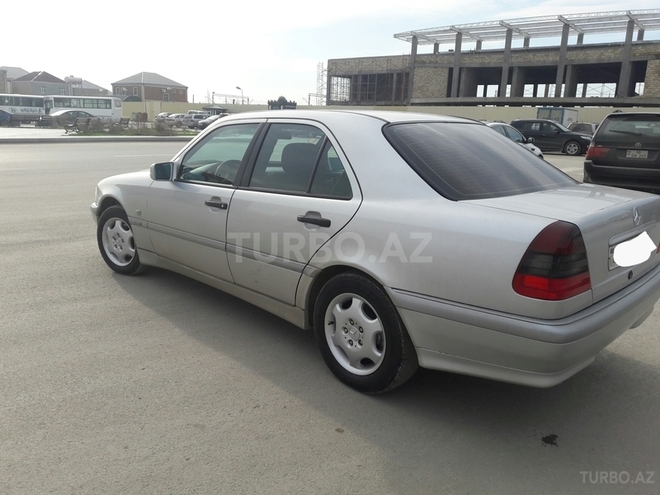 Mercedes C 180 1999, 201,000 km - 1.8 l - Xırdalan