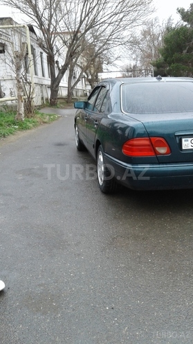 Mercedes E 230 1995, 507,000 km - 2.3 l - Bakı