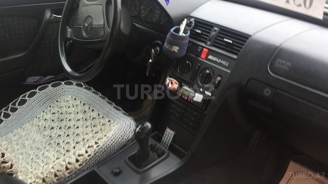 Mercedes C 200 1995, 275,000 km - 0.2 л - İmişli
