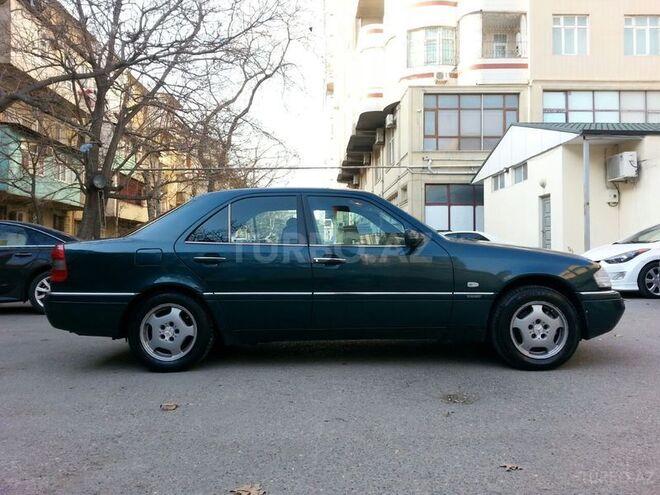 Mercedes C 200 1995, 300,000 km - 2.0 l - Bakı