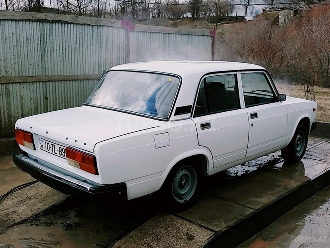 LADA (VAZ) 2107 2006, 360,000 km - 1.6 l - Qusar