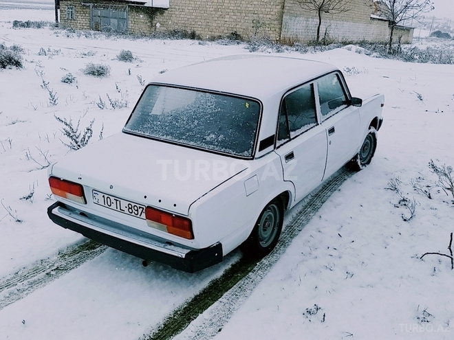 LADA (VAZ) 2107 2006, 360,000 km - 1.6 l - Qusar