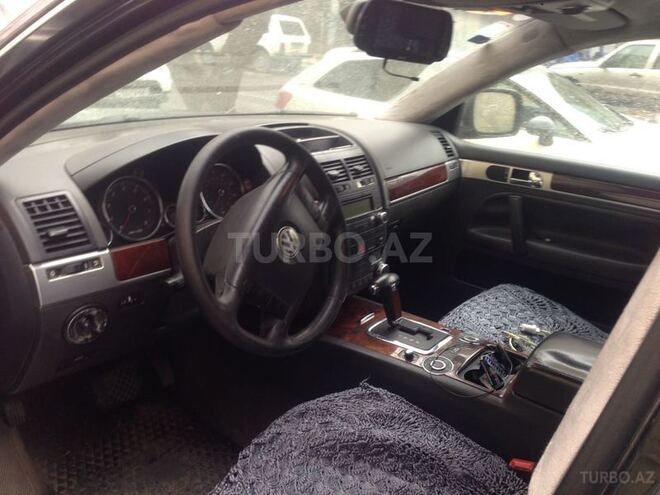 Volkswagen Touareg 2004, 166,293 km - 3.2 л - Bakı