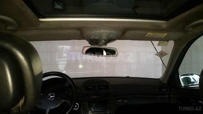 Mercedes E 220 2005, 438,000 km - 2.2 l - Sumqayıt