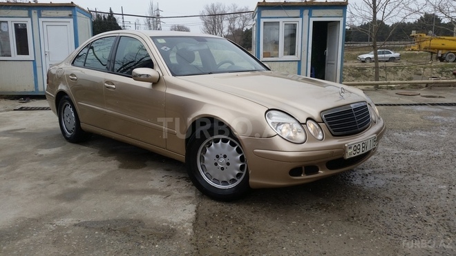 Mercedes E 220 2005, 438,000 km - 2.2 l - Sumqayıt