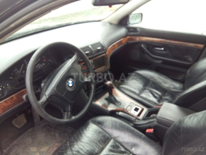BMW 523 1998, 276,441 km - 2.5 l - Bakı