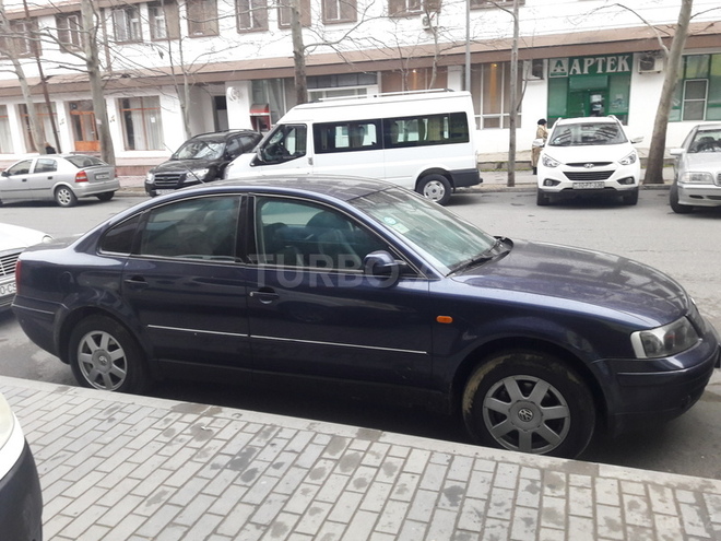 Volkswagen Passat 1998, 330,000 km - 1.8 л - Bakı