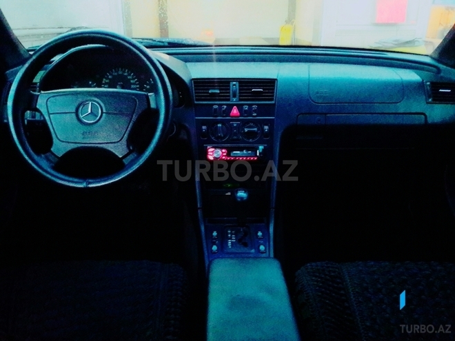 Mercedes C 200 1998, 421,651 km - 2.0 l - Bakı