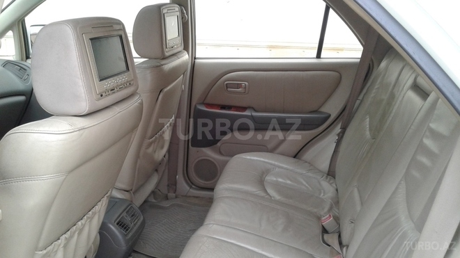 Lexus RX 300 1999, 210,000 km - 3.0 l - Neftçala