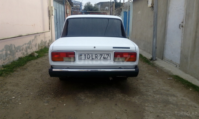 LADA (VAZ) 2107 2003, 190,000 km - 1.6 л - Bakı