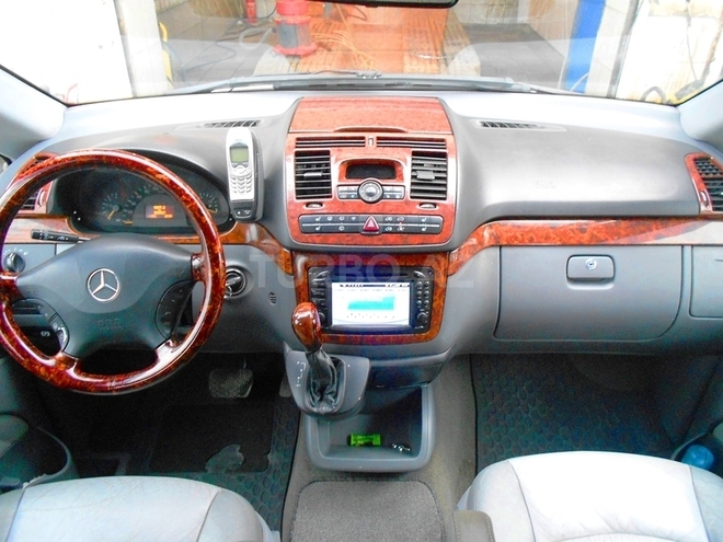 Mercedes Viano 2006, 260,000 km - 2.2 л - Bakı