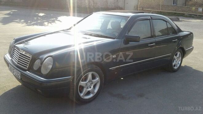 Mercedes E 230 1996, 250,000 km - 2.3 л - Bakı
