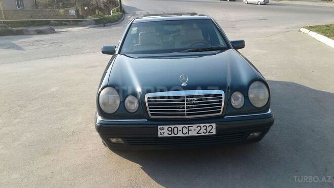 Mercedes E 230 1996, 250,000 km - 2.3 л - Bakı