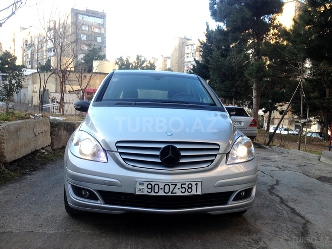 Mercedes B 180 2007, 250,000 km - 2.0 l - Bakı