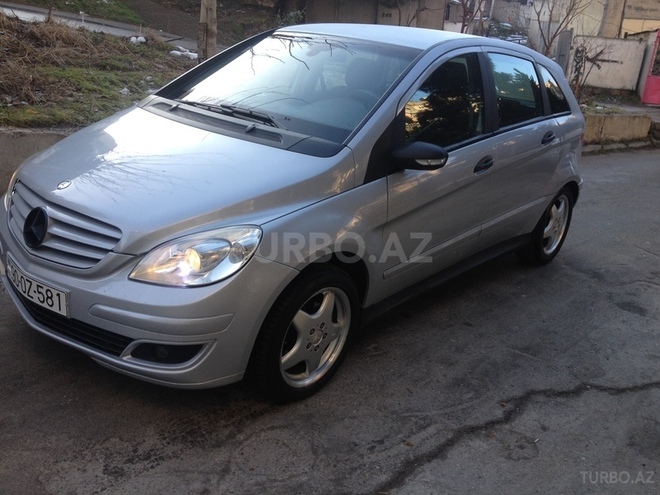 Mercedes B 180 2007, 250,000 km - 2.0 l - Bakı