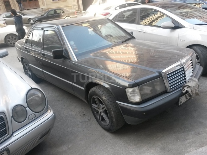 Mercedes 190 1992, 330,000 km - 2.0 l - Bakı