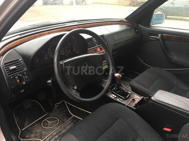 Mercedes C 180 1997, 210,000 km - 1.8 l - Bakı