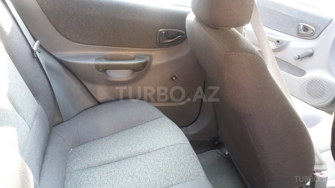 Hyundai Accent 2006, 210,000 km - 1.5 l - Bakı