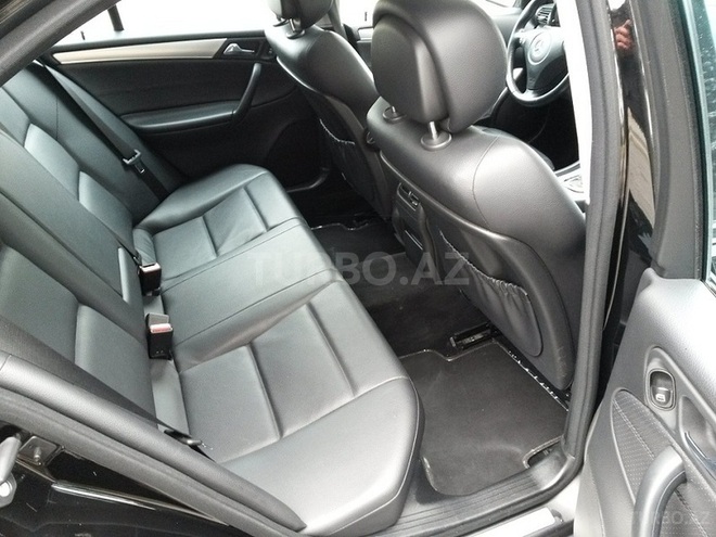 Mercedes C 230 2006, 91,114 km - 2.5 l - Bakı