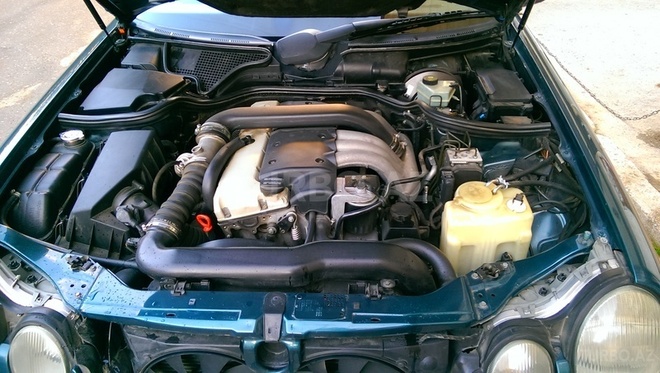 Mercedes E 290 1998, 225,000 km - 2.9 l - Bakı