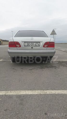 Mercedes E 200 1997, 243,231 km - 2.0 l - Bakı